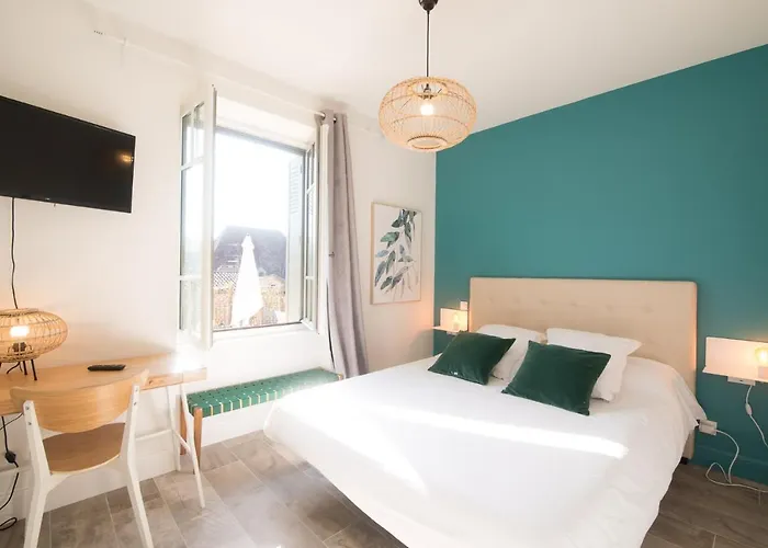 Lägenhet La Belle Terrasse Avec Climatisation Et Parking Prive *