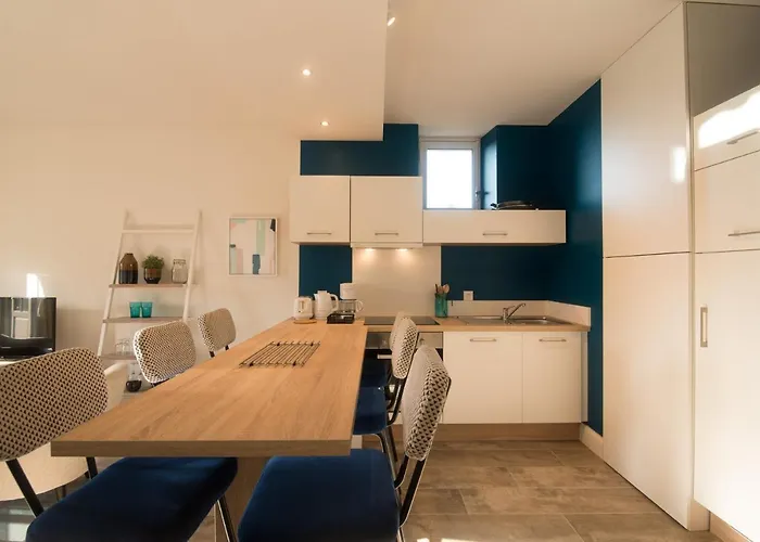 Lägenhet La Belle Terrasse Avec Climatisation Et Parking Prive Sarlat-la-Canéda