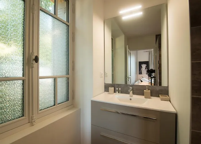 La Belle Terrasse Avec Climatisation Et Parking Prive * Sarlat-la-Canéda